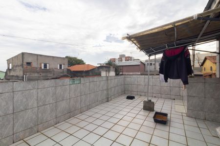 Casa à venda com 88m², 1 quarto e 4 vagas Casa à venda com 88m², 1 quarto e 4 vagasVaranda