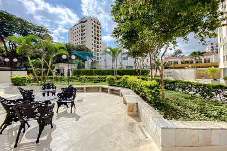 Apartamento para alugar com 107m², 3 quartos e 1 vagaÁrea comum