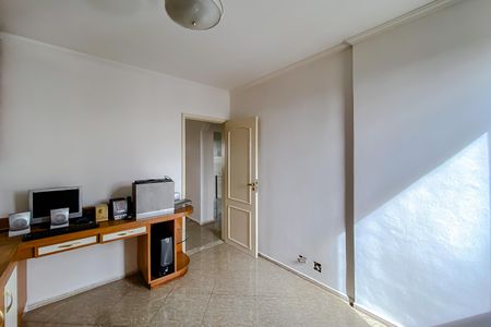 Apartamento para alugar com 107m², 3 quartos e 1 vagaQuarto 2