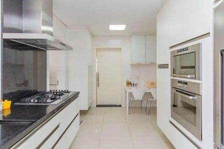 Apartamento à venda com 167m², 3 quartos e 3 vagas