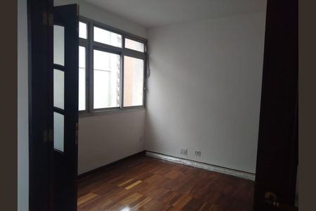 Apartamento para alugar com 130m², 3 quartos e 2 vagas
