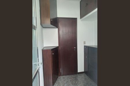 Apartamento para alugar com 130m², 3 quartos e 2 vagas