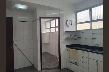 Apartamento para alugar com 130m², 3 quartos e 2 vagas
