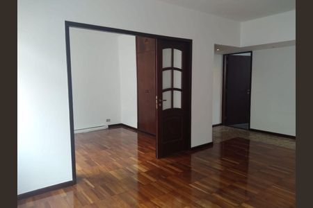Apartamento para alugar com 130m², 3 quartos e 2 vagas
