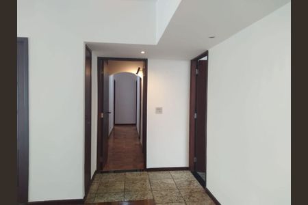 Apartamento para alugar com 130m², 3 quartos e 2 vagas