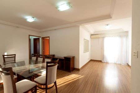 Sala  de apartamento para alugar com 3 quartos, 95m² em Vila Independencia, Sorocaba