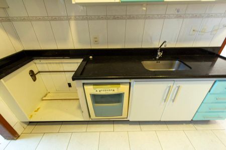 Apartamento para alugar com 95m², 3 quartos e 1 vagaCozinha 