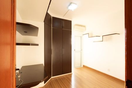 Apartamento para alugar com 95m², 3 quartos e 1 vagaQuarto 1 