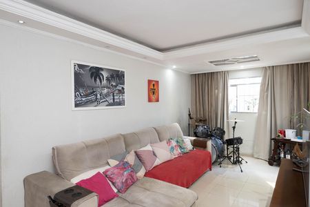 Sala de casa à venda com 3 quartos, 90m² em Vila Pedra Branca, São Paulo