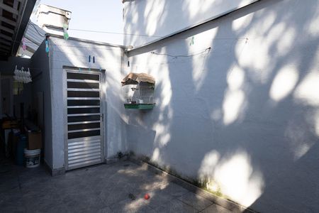 Quintal de casa à venda com 3 quartos, 90m² em Vila Pedra Branca, São Paulo