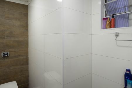 Casa à venda com 90m², 3 quartos e 2 vagas Casa à venda com 90m², 3 quartos e 2 vagasBanheiro da Suíte