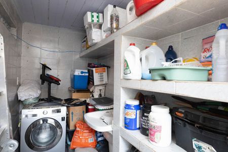 Casa à venda com 90m², 3 quartos e 2 vagas Casa à venda com 90m², 3 quartos e 2 vagasÁrea de Serviço