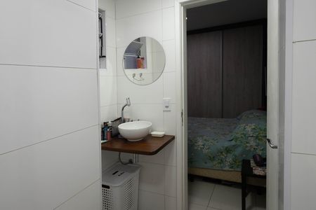 Casa à venda com 90m², 3 quartos e 2 vagas Casa à venda com 90m², 3 quartos e 2 vagasBanheiro da Suíte