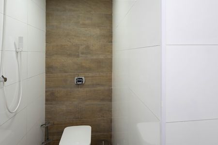 Casa à venda com 90m², 3 quartos e 2 vagas Casa à venda com 90m², 3 quartos e 2 vagasBanheiro da Suíte