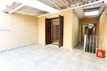 Casa para alugar com 111m², 3 quartos e 2 vagas Casa para alugar com 111m², 3 quartos e 2 vagasÁrea Externa