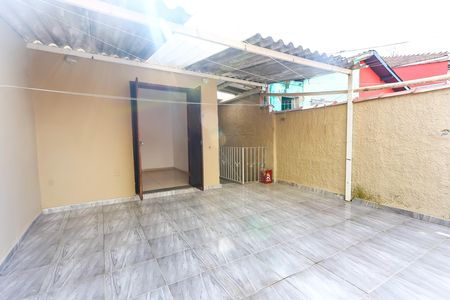 Casa para alugar com 111m², 3 quartos e 2 vagas Casa para alugar com 111m², 3 quartos e 2 vagasÁrea Externa