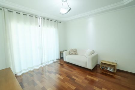 Sala de apartamento para alugar com 3 quartos, 89m² em Vila Eldizia, Santo André
