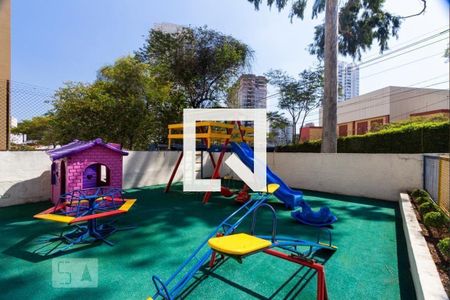 Apartamento à venda com 52m², 2 quartos e 1 vaga Apartamento à venda com 52m², 2 quartos e 1 vagaÁrea comum - Playground