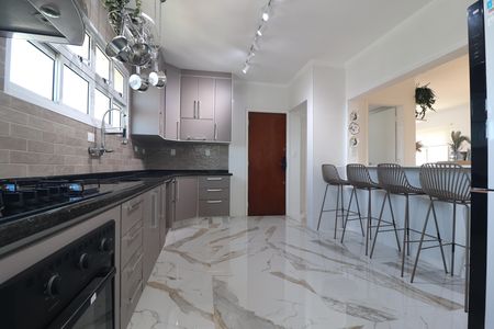 Apartamento à venda com 136m², 3 quartos e 2 vagasCozinha