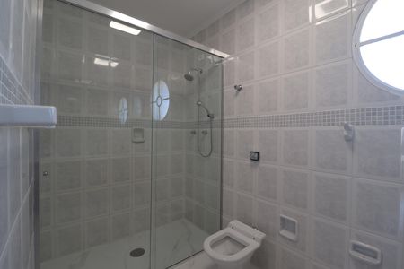 Apartamento à venda com 136m², 3 quartos e 2 vagasBanheiro Quarto 1 suíte