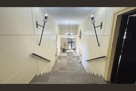 Apartamento à venda com 136m², 3 quartos e 2 vagasHall de entrada