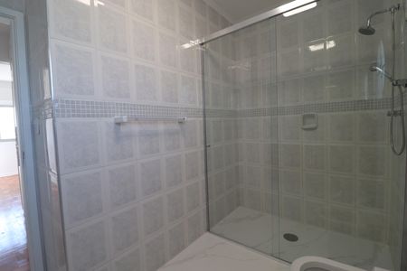 Apartamento à venda com 136m², 3 quartos e 2 vagasBanheiro Quarto 1 suíte