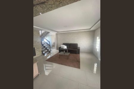 Casa para alugar com 5 quartos, 439m² em Viamópolis, Viamão