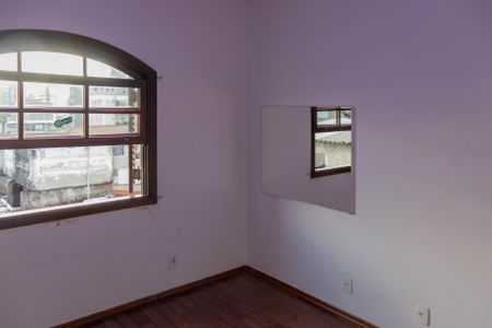 Casa para alugar com 500m², 4 quartos e 4 vagas Casa para alugar com 500m², 4 quartos e 4 vagasQuarto 4