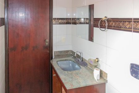 Casa para alugar com 500m², 4 quartos e 4 vagas Casa para alugar com 500m², 4 quartos e 4 vagasBanheiro 1