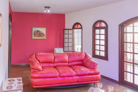 Casa para alugar com 500m², 4 quartos e 4 vagas Casa para alugar com 500m², 4 quartos e 4 vagasSala 2