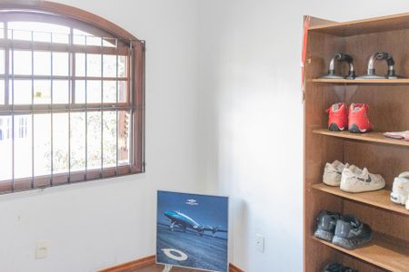 Casa para alugar com 500m², 4 quartos e 4 vagas Casa para alugar com 500m², 4 quartos e 4 vagasQuarto 2