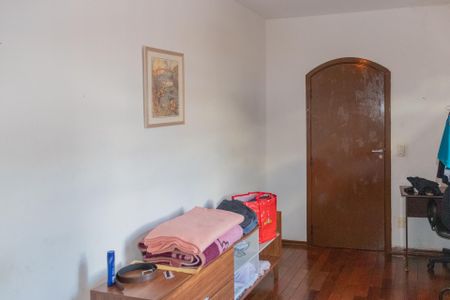 Casa para alugar com 500m², 4 quartos e 4 vagas Casa para alugar com 500m², 4 quartos e 4 vagasQuarto 1