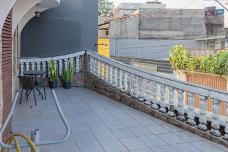 Casa para alugar com 500m², 4 quartos e 4 vagas Casa para alugar com 500m², 4 quartos e 4 vagasVaranda da Sala