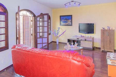 Casa para alugar com 500m², 4 quartos e 4 vagas Casa para alugar com 500m², 4 quartos e 4 vagasSala 2