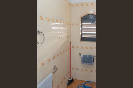 Casa para alugar com 500m², 4 quartos e 4 vagas Casa para alugar com 500m², 4 quartos e 4 vagasBanheiro de serviço