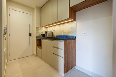 Studio para alugar com 28m², 1 quarto e sem vaga Studio para alugar com 28m², 1 quarto e sem vagaStudio