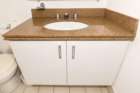 Studio para alugar com 27m², 1 quarto e 1 vaga Studio para alugar com 27m², 1 quarto e 1 vagaBanheiro