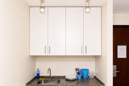Studio para alugar com 27m², 1 quarto e 1 vaga Studio para alugar com 27m², 1 quarto e 1 vagaCozinha