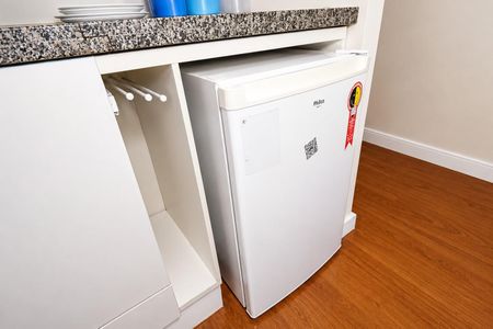 Studio para alugar com 27m², 1 quarto e 1 vaga Studio para alugar com 27m², 1 quarto e 1 vagaCozinha