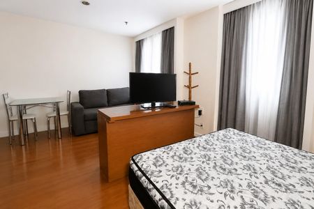 Studio para alugar com 27m², 1 quarto e 1 vaga Studio para alugar com 27m², 1 quarto e 1 vagaSala - Dormitório