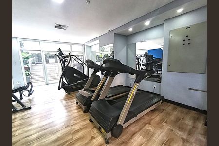 Studio para alugar com 27m², 1 quarto e 1 vaga Studio para alugar com 27m², 1 quarto e 1 vagaAcademia