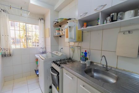 Cozinha de apartamento à venda com 2 quartos, 50m² em Riacho Fundo Ii, Brasília