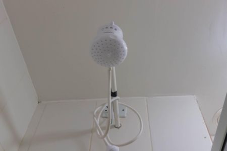 Banheiro de apartamento à venda com 2 quartos, 50m² em Riacho Fundo Ii, Brasília