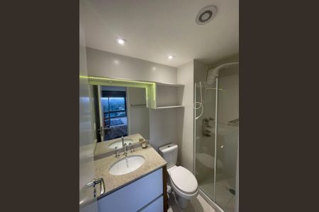 Apartamento à venda com 35m², 1 quarto e 1 vaga Apartamento à venda com 35m², 1 quarto e 1 vagaBanheiro