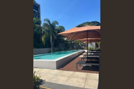 Apartamento à venda com 35m², 1 quarto e 1 vaga Apartamento à venda com 35m², 1 quarto e 1 vagaPiscina