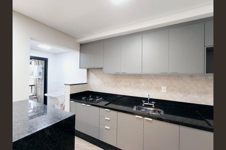 Apartamento para alugar com 68m², 2 quartos e 1 vagaCozinha e Área de Serviço