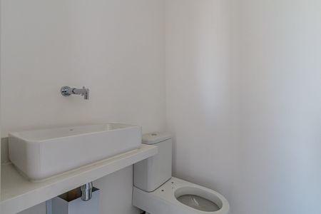 Apartamento à venda com 98m², 2 quartos e 2 vagas Apartamento à venda com 98m², 2 quartos e 2 vagasBanheiro