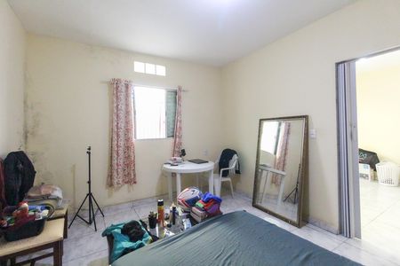 Casa à venda com 250m², 3 quartos e 2 vagasQuarto Casa 2