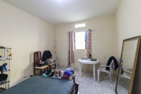 Casa à venda com 250m², 3 quartos e 2 vagasQuarto Casa 2