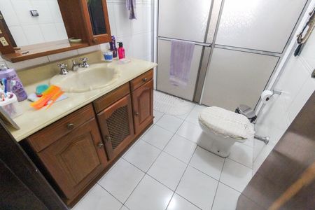 Casa à venda com 250m², 3 quartos e 2 vagasBanheiro